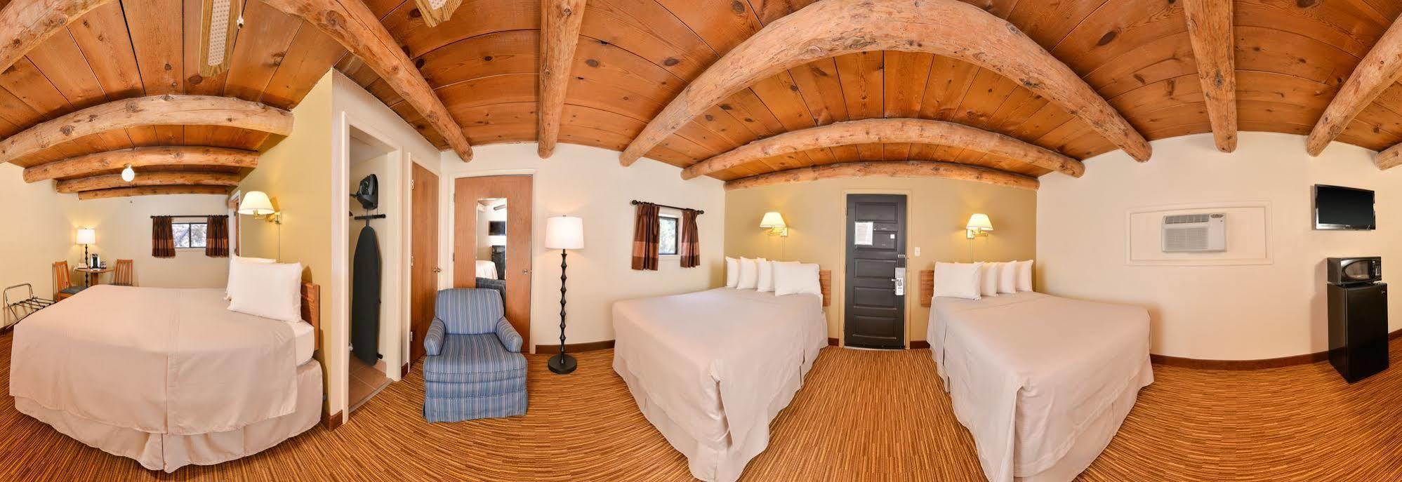 Thunderbird Lodge Chinle Bagian luar foto
